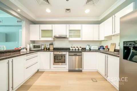 Appartement à Palm Jumeirah, Dubai, 2 chambres, 180 m², № 71175 - photo 6