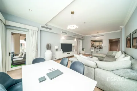 Appartement à Palm Jumeirah, Dubai, 2 chambres, 180 m², № 71175 - photo 2