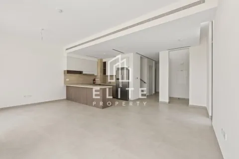 Villa in Dubai 4 bedrooms № 59382 - photo 1