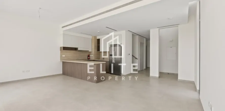 Villa in Dubai 4 bedrooms № 59382