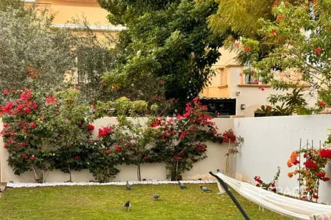 Villa in Springs 14, The Springs, Dubai 2 bedrooms, 153 sq.m. № 62255 - photo 12