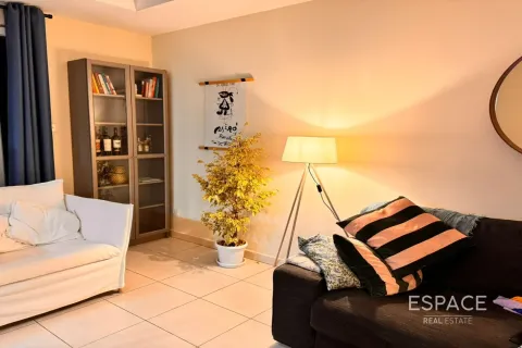 Villa in Springs 14, The Springs, Dubai 2 bedrooms, 153 sq.m. № 62255 - photo 3