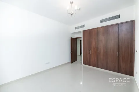 Townhouse in Jumeirah Islands, Dubai 4 bedrooms, 217 sq.m. № 62260 - photo 17