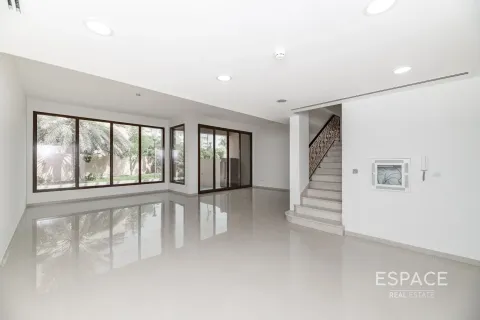 Townhouse in Jumeirah Islands, Dubai 4 bedrooms, 217 sq.m. № 62260 - photo 7