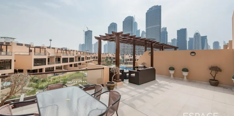 Townhouse in Jumeirah Islands, Dubai 4 bedrooms, 217 sq.m. № 62260