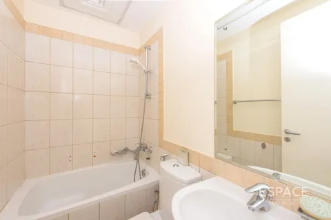Villa in The Springs, Dubai 2 bedrooms, 153 sq.m. № 62259 - photo 11