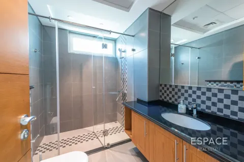Villa in Legacy Nova Villas, Jumeirah Park, Dubai 4 bedrooms, 454 sq.m. № 62258 - photo 11