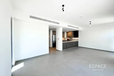 Villa in Tilal Al Ghaf, Dubai 3 bedrooms, 200 sq.m. № 62256 - photo 1