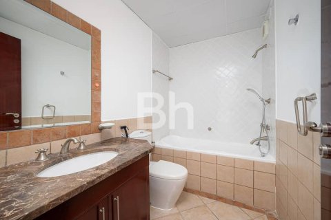 Apartment in Dubai Festival City, Dubai 2 bedrooms, 153 sq.m. № 21240 - photo 12