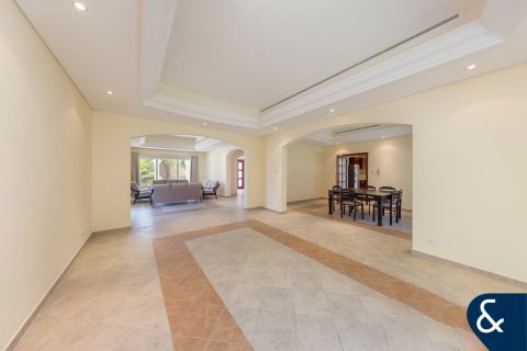 Купить виллу в Green Community West, Green Community, Дубай: 5 спален, 577м², № 78931 - фото 12