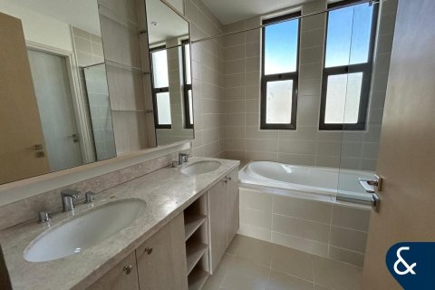 Купить виллу в Mira Oasis, Рим, Дубай: 4 спальни, 263м², № 78930 - фото 15