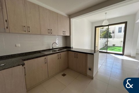 Купить виллу в Mira Oasis, Рим, Дубай: 4 спальни, 263м², № 78930 - фото 7