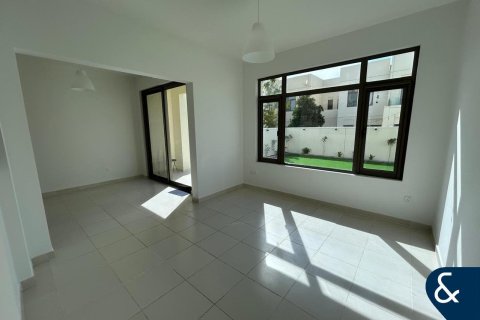 Купить виллу в Mira Oasis, Рим, Дубай: 4 спальни, 263м², № 78930 - фото 3