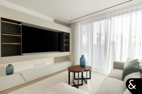 Villa en Jumeirah Islands, Dubai, 5 dormitorios, 581 m², № 78936 - foto 14