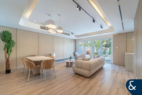 Villa en Springs 11, The Springs, Dubai, 3 dormitorios, 228 m², № 78929 - foto 5