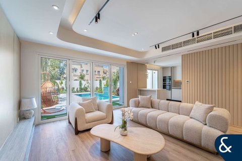 Villa en Springs 11, The Springs, Dubai, 3 dormitorios, 228 m², № 78929 - foto 3