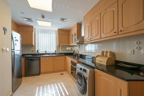Снять в аренду квартиру в Дубай Марине, Дубай: 3 спальни, 152.4м², № 56146 - фото 7