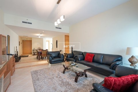 Снять в аренду квартиру в Дубай Марине, Дубай: 3 спальни, 152.4м², № 56146 - фото 17