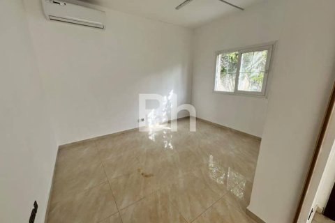 Townhouse in The Springs, Dubai 4 bedrooms, 332 sq.m. № 22969 - photo 5
