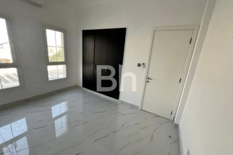 Townhouse in The Springs, Dubai 4 bedrooms, 332 sq.m. № 22969 - photo 17