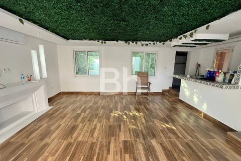 Townhouse in The Springs, Dubai 4 bedrooms, 332 sq.m. № 22969 - photo 10