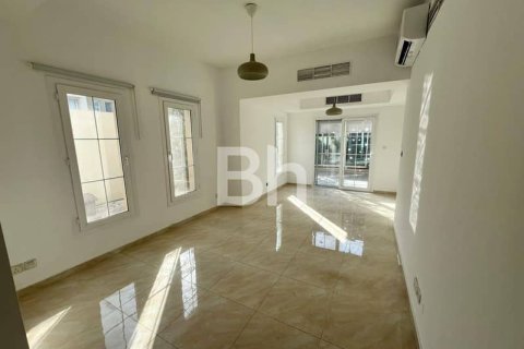 Townhouse in The Springs, Dubai 4 bedrooms, 332 sq.m. № 22969 - photo 1