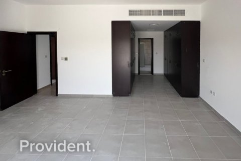 Villa en The Villa, Dubai, 5 dormitorios, № 2400 - foto 14
