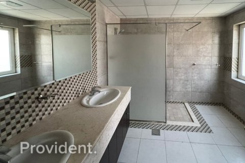 Villa en The Villa, Dubai, 5 dormitorios, № 2400 - foto 26