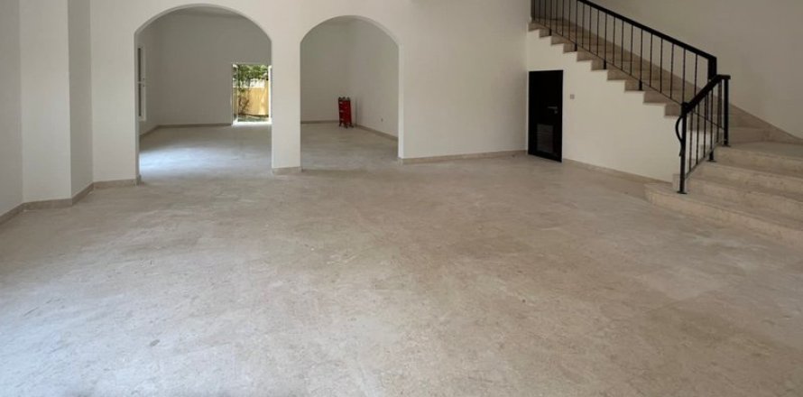 Villa en The Villa, Dubai, 5 dormitorios, № 2400