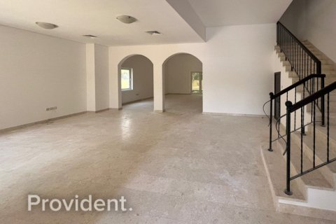 Villa en The Villa, Dubai, 5 dormitorios, № 2400 - foto 5