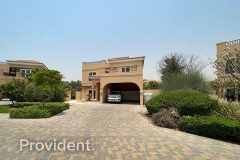 Villa en The Villa, Dubai, 5 dormitorios, № 2400 - foto 21