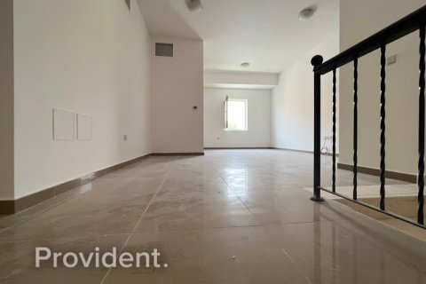 Villa en The Villa, Dubai, 5 dormitorios, № 2400 - foto 8