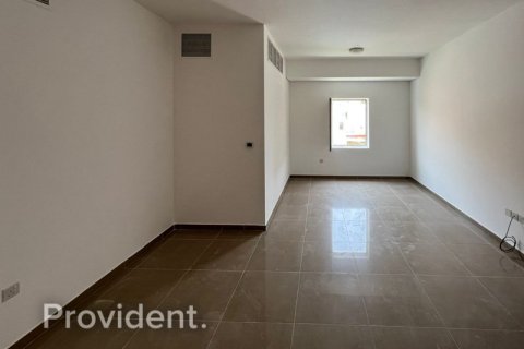 Villa en The Villa, Dubai, 5 dormitorios, № 2400 - foto 10
