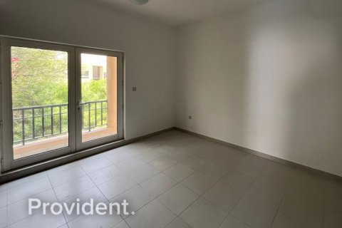 Villa en The Villa, Dubai, 5 dormitorios, № 2400 - foto 16
