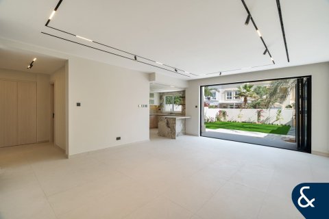 Villa in The Springs, Dubai 3 bedrooms, 228 sq.m. № 91318 - photo 22