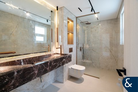 Villa in The Springs, Dubai 3 bedrooms, 228 sq.m. № 91318 - photo 15