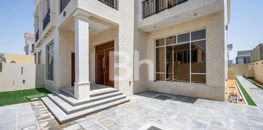 Villa à Nadd Al Sheba, Dubai, 6 chambres, 930 m², № 24069