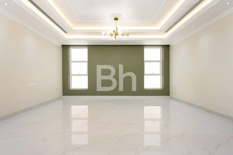 Villa à Nadd Al Sheba, Dubai, 6 chambres, 930 m², № 24071 - photo 19