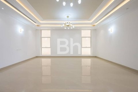 Villa à Nadd Al Sheba, Dubai, 6 chambres, 930 m², № 24071 - photo 30