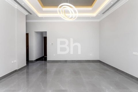 Villa à Nadd Al Sheba, Dubai, 6 chambres, 930 m², № 24071 - photo 12