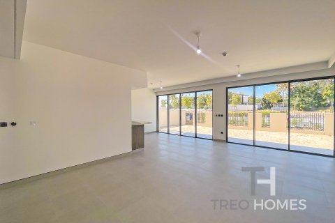 Villa in Tilal Al Ghaf, Dubai 4 bedrooms, 415 sq.m. № 13505 - photo 2