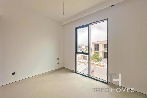 Villa in Tilal Al Ghaf, Dubai 4 bedrooms, 415 sq.m. № 13505 - photo 15