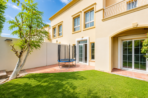 Villa in The Springs, Dubai 3 bedrooms, 212.47 sq.m. № 142233