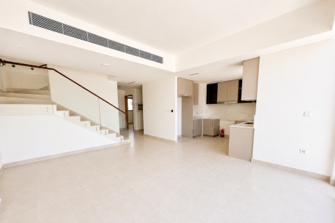Townhouse in Arabian Ranches 3, Dubai 4 bedrooms, 218.07 sq.m. № 142226 - photo 3
