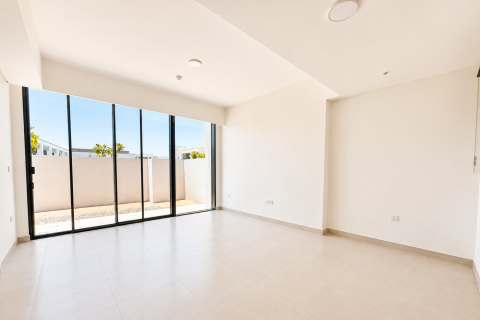 Townhouse in Arabian Ranches 3, Dubai 4 bedrooms, 218.07 sq.m. № 142226
