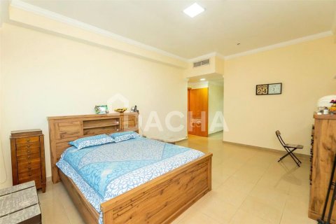 Apartment in Marina Crown, Dubai Marina, Dubai 4 bedrooms, 281 sq.m. № 104769 - photo 3