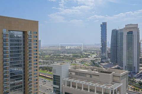 Снять в аренду квартиру в Дубай Марине, Дубай: 2 спальни, 183.9м², № 42530 - фото 12
