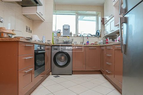Снять в аренду квартиру в Дубай Марине, Дубай: 2 спальни, 183.9м², № 42530 - фото 6