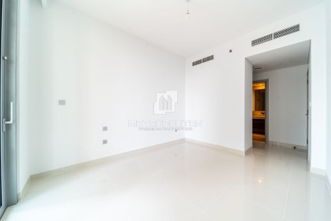 Apartment in EMAAR Beachfront, Dubai Harbour, Dubai 2 bedrooms, 121 sq.m. № 8747 - photo 17