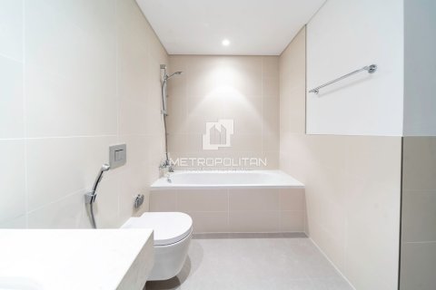 Apartment in EMAAR Beachfront, Dubai Harbour, Dubai 2 bedrooms, 121 sq.m. № 8747 - photo 12